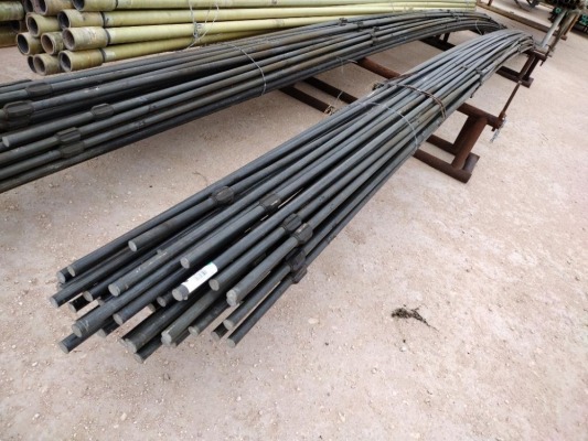 Approx (50) 1 1/4'' Fiberglass Rods