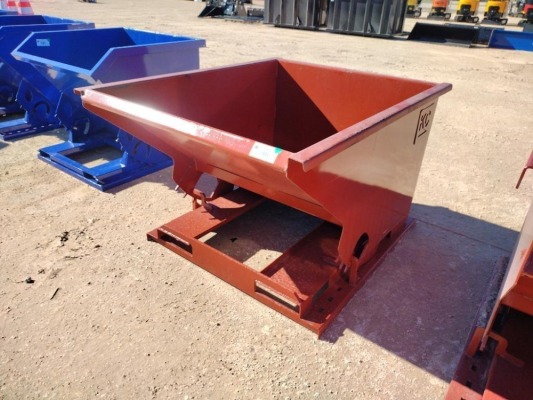 Unused 1.5 CY. Self Dumping Hopper w/Fork Pockets