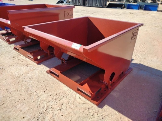 Unused 1.5 CY. Self Dumping Hopper w/Fork Pockets