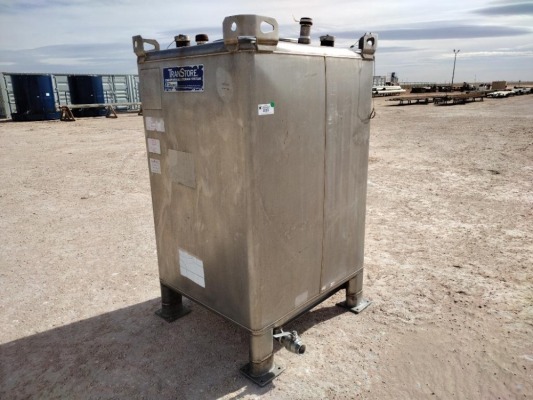 Metalcraft 550 Gallon 304 Stainless Steel Tote Tank