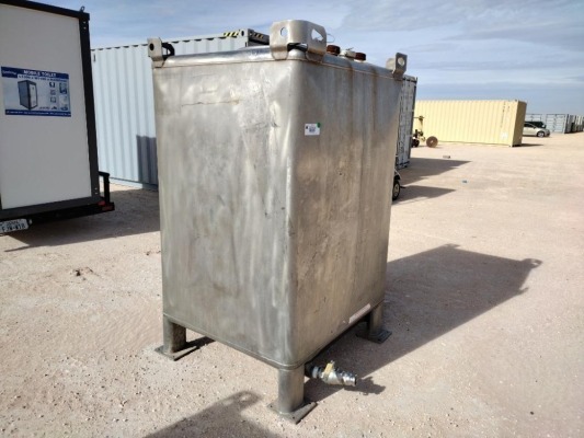 Metalcraft 550 Gallon 304 Stainless Steel Tote Tank