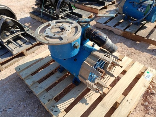 Fruitland RCF 370 Vacuum Pump