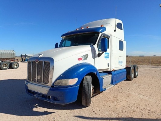 2011 Peterbilt 387 Truck Tractor