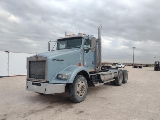 2012 Kenworth T800 Truck Tractor