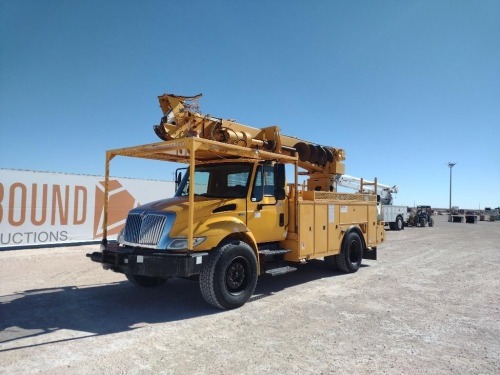 2012 International DuraStar 4300 Digger Derrick Truck