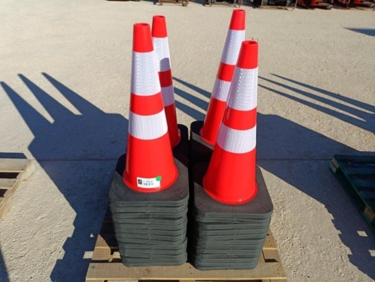 (50) Unused Safety Traffic Cones