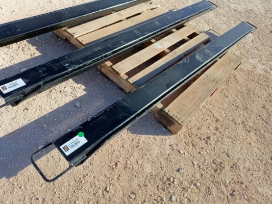 (1) Set Unused 84'' Light Duty Fork Extensions