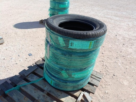 (4) Unused Good/Year Tires 225/60 R 16