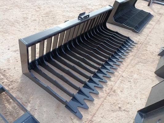 Unused 76'' Skeleton Bucket, Low Side