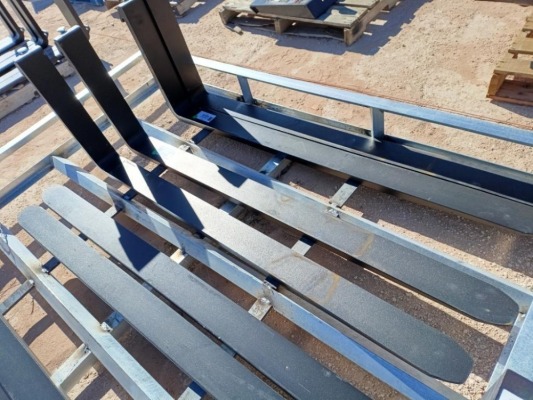 (1) Set Unused 60'' Forklift Forks