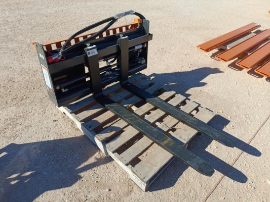 Unused Wolverine PFA-11-3300G Hydraulic Adjustable Pallet Forks