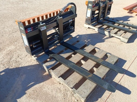 Unused Wolverine PFA-11-3300G Hydraulic Adjustable Pallet Forks