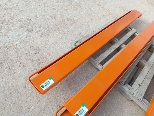 (1) Set Unused 82'' Fork Extensions