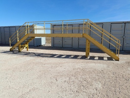 Stairs 15Ft Crossover Platform