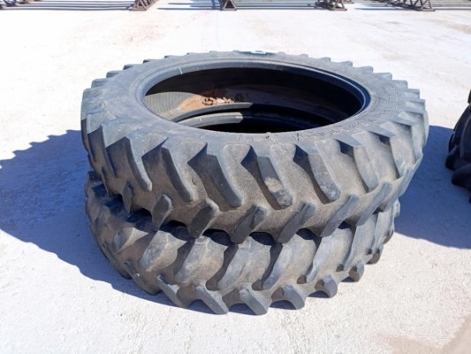 (2) Tractor Tires 420/80 R 46