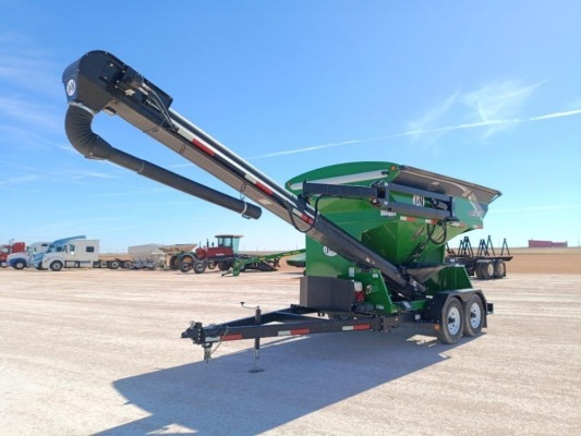 J &amp; M Speedtender LC290 Seed Tender