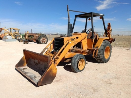 Case 480C Backhoe ( Does Not Run, Hole in Block )