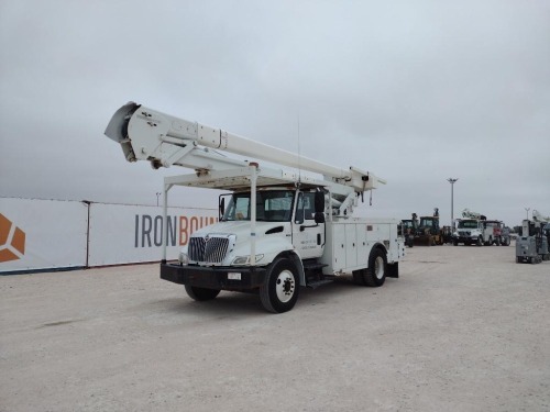 2014 International DuraStar 4300 Bucket Truck