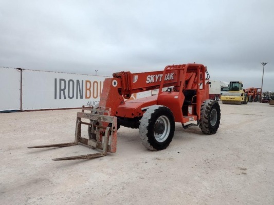 Skytrak 8042 Telescopic Forklift