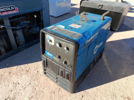 Miller Trailblazer 275 Welder ( Does Not Run )