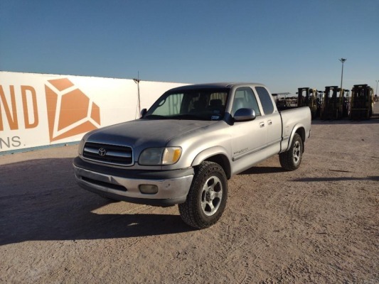 2001 Toyota Tundra SR5 Pickup