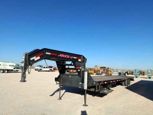 Maxx-D Gooseneck Trailer