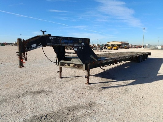 2002 Morris Tri Axle Single Wheel Gooseneck Trailer
