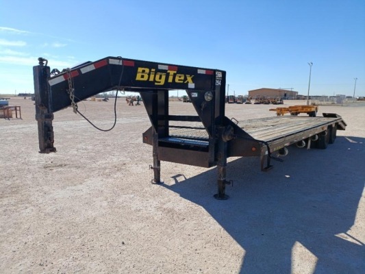 2011 Big Tex 30Ft Gooseneck Trailer