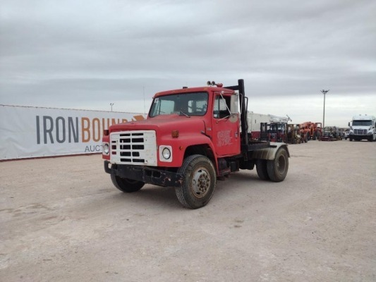 1985 International S1900 Truck