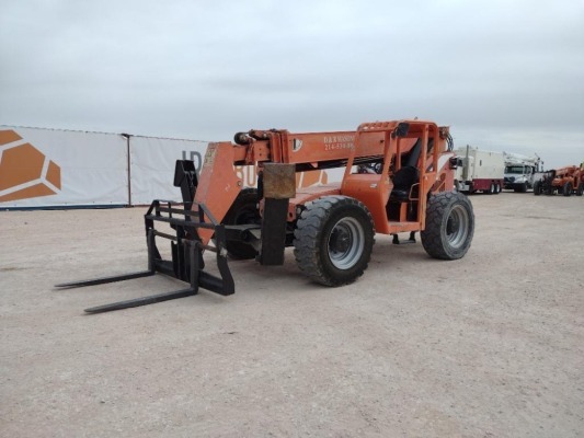 2015 JLG 10054 Telescopic Forklift