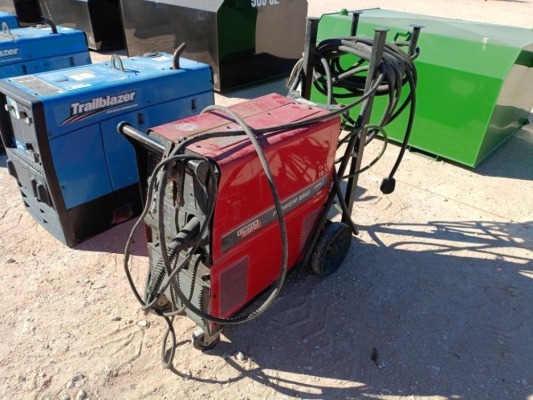 Lincoln Power Mig 350MP Welder