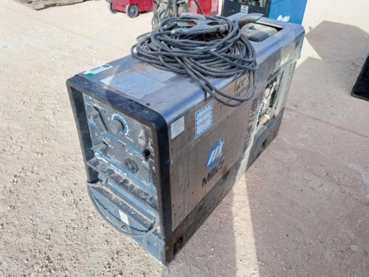 Miller Bobcat 225 Welder