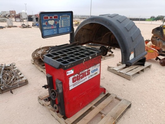 Coats 1250 Tire Balancer