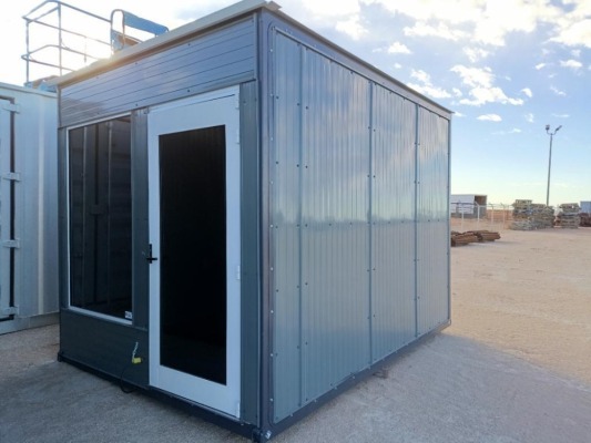 11'6" x 8'6" Office Building