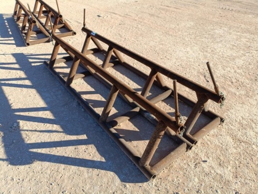 Set of 8Ft Pipe Racks