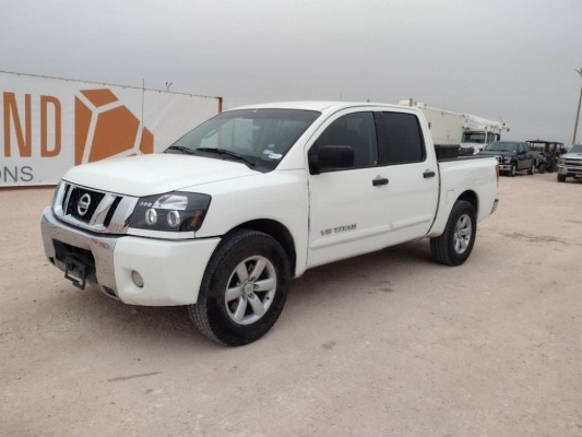 2012 Nissan Titan Pickup Truck