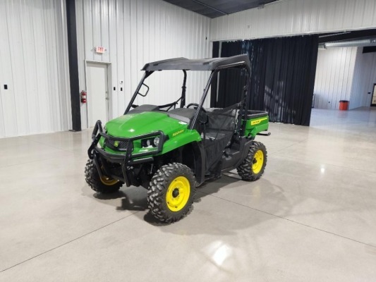 John Deere XUV560E 4x4 Gator