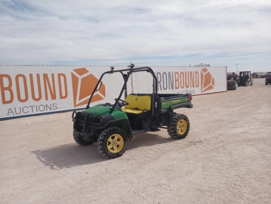 John Deere XUV835 Gator UTV