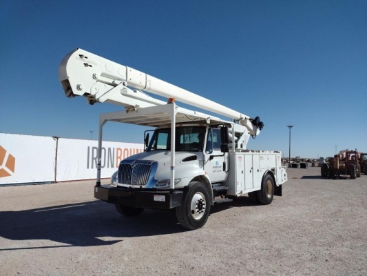 2014 International DuraStar 4300 Bucket Truck