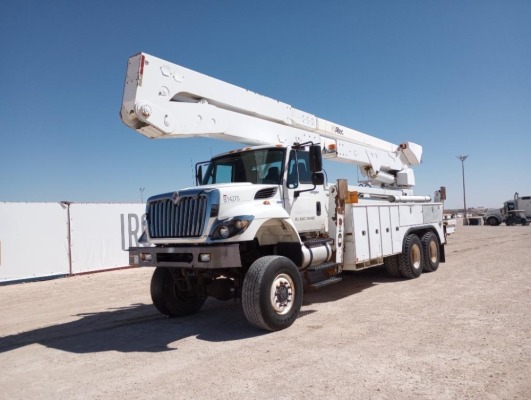 2011 International WorkStar 7400 Bucket Truck
