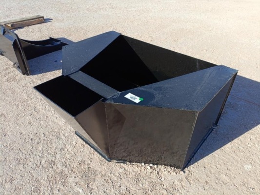 Unused 3/4'' CY. Concrete Placement Bucket