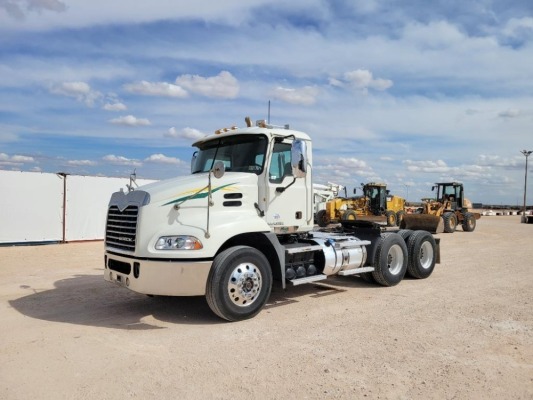 2012 Mack CXU613 Truck Tractor