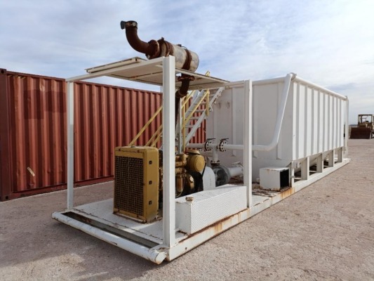 Mud Mixing Tank w/Diesel Engine
