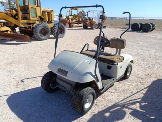 EZ-GO Electric Golf Cart
