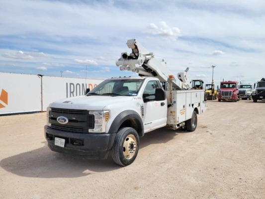 2018 Ford F-550 XL Bucket Truck