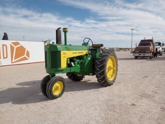 John Deere 730 Diesel Tractor