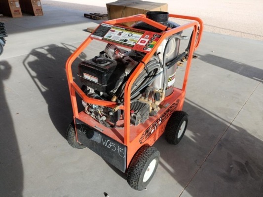 Unused Magnum 4000 Plus Hot Water Pressure Washer