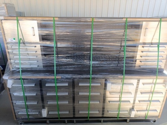 Unused Chery 9.5Ft, 30 Drawers +2 Cabinets Stainless Steel Workbench/ Tool Chest
