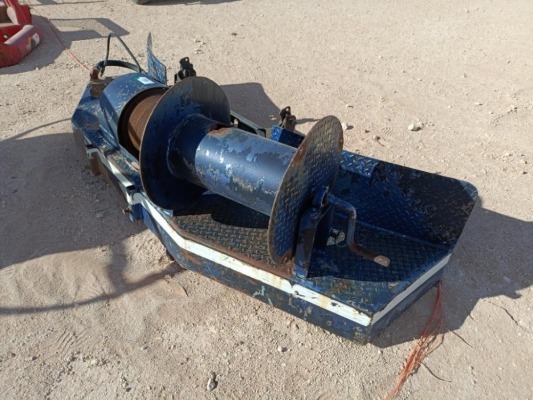 Truck Front Bumper w/Hydraulic Winch