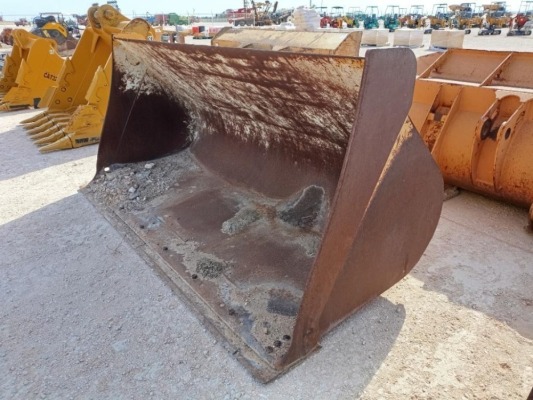 John Deere 104'' Loader Bucket